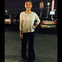 Victoria Douglas Photo 28