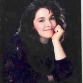 Deanna Wolfe Photo 7