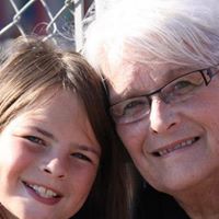 Deanna Murray Photo 37