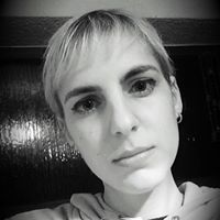 Julia Federle Photo 4