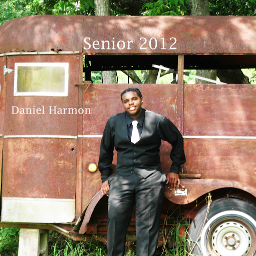 Daniel Harmon Photo 20