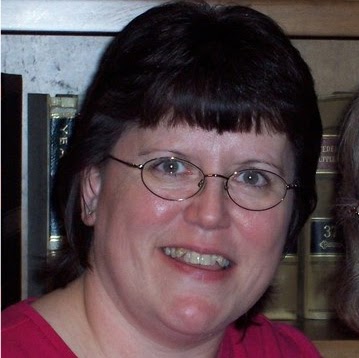 Lisa Petersen Photo 56
