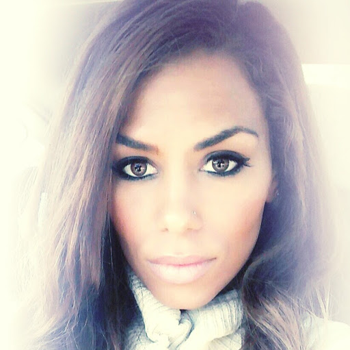 Alicia Tucker Photo 32