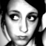 Kristin Reynolds Photo 16
