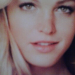 Teresa Schneider Photo 37