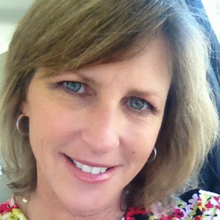 Cynthia Schneider Photo 18