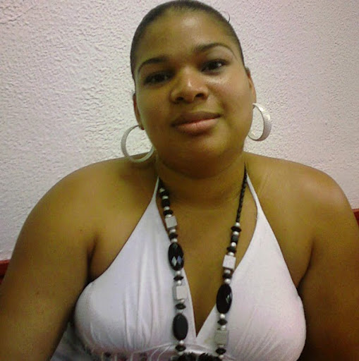 Diana Suarez Photo 25