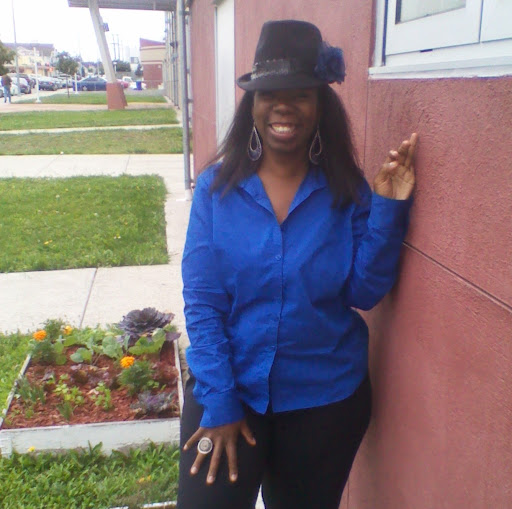 Vanessa Calloway Photo 25