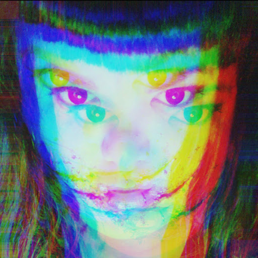 Danielle Strickland Photo 8