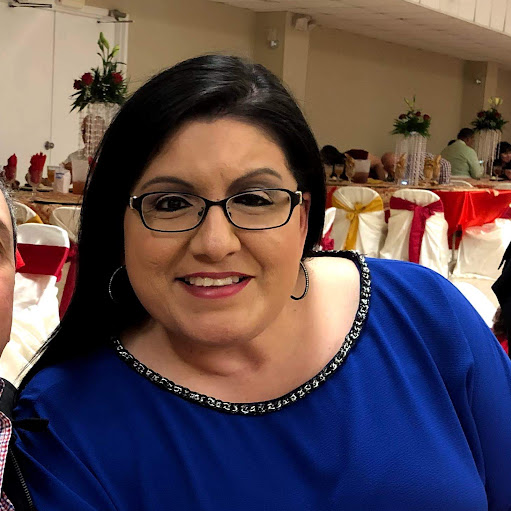Renee Garcia Photo 35
