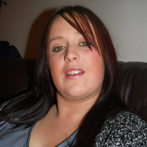 Kelly Whitworth Photo 29