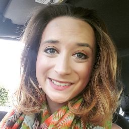 Elizabeth Naylor Photo 29