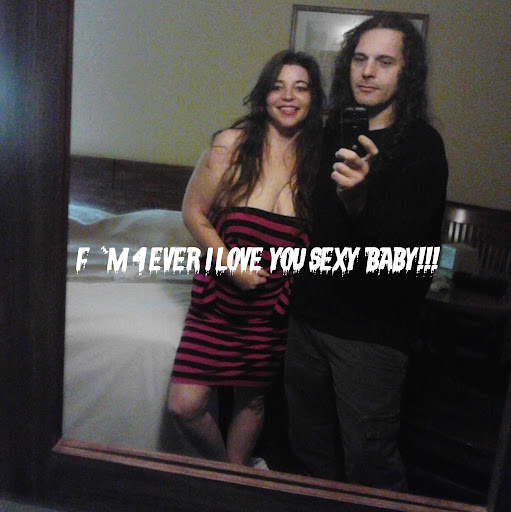 Michelle Hutchins Photo 28