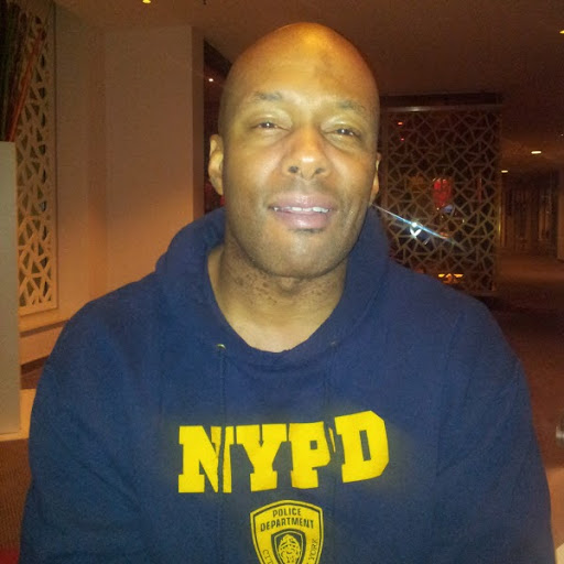 Timothy Vaughn Photo 41