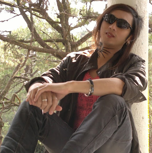 Patrick Villanueva Photo 34