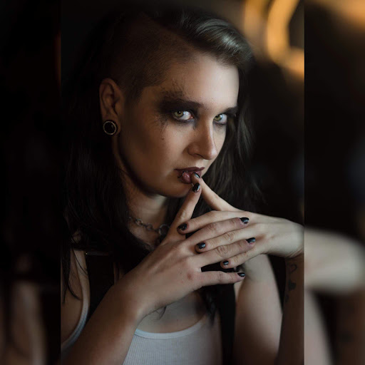 Catherine Brewer Photo 18