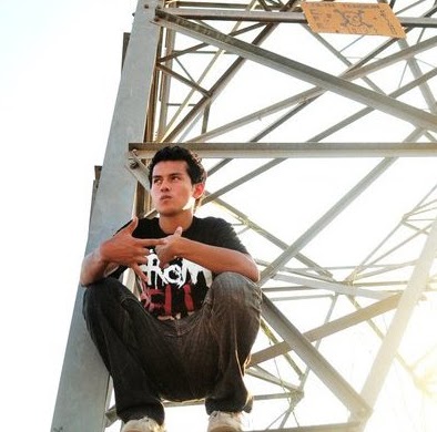 Christian Castillo Photo 34