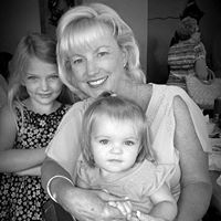 Lori Johns Photo 24