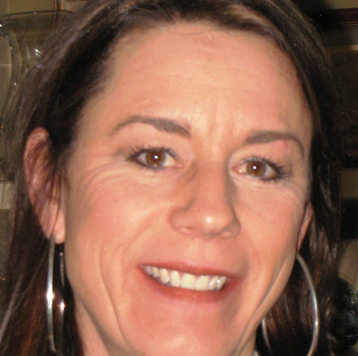 Cheryl White Photo 14