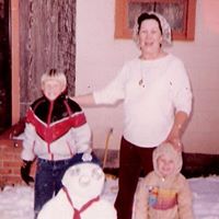 Kathryn Roberts Photo 41