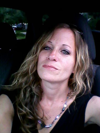 Amanda Long Photo 22
