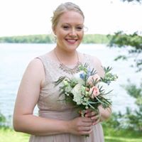 Erica Earnest Photo 5