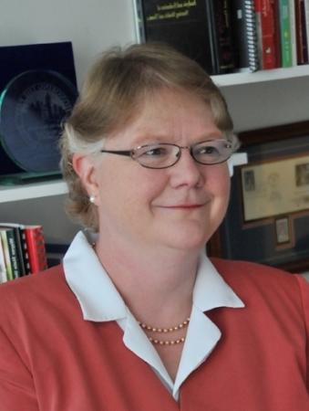 Stephanie Myers Photo 41
