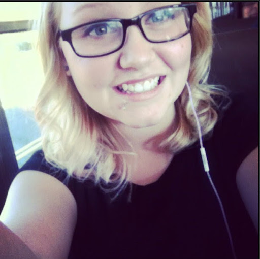 Kayla Cline Photo 33