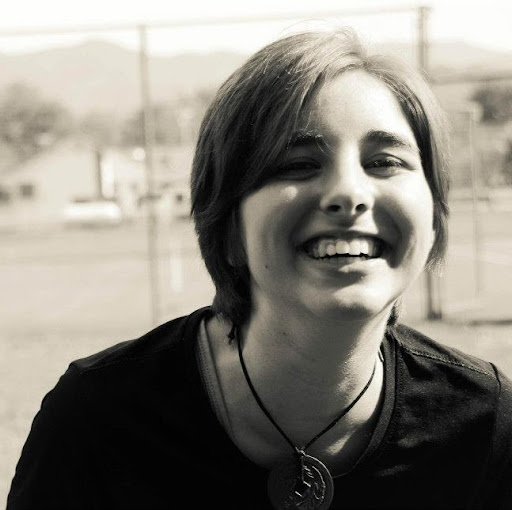 Rachel Ewing Photo 17