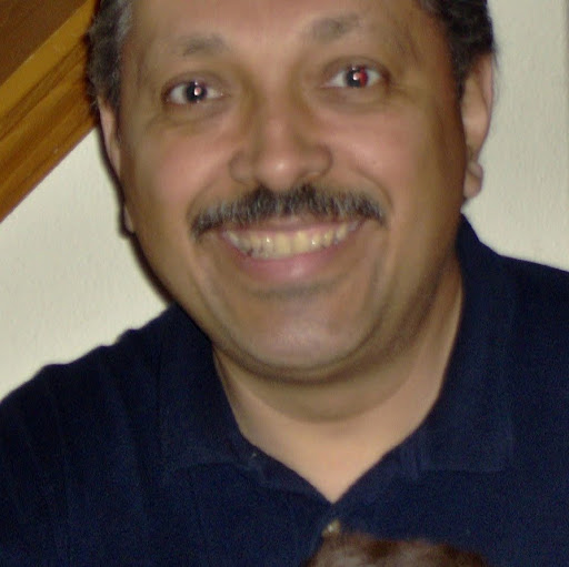 Gilbert Rodriguez Photo 37