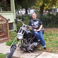 Dee Hutchinson Photo 24