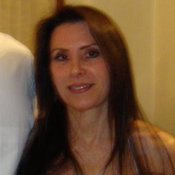 Barbara Roe Photo 27