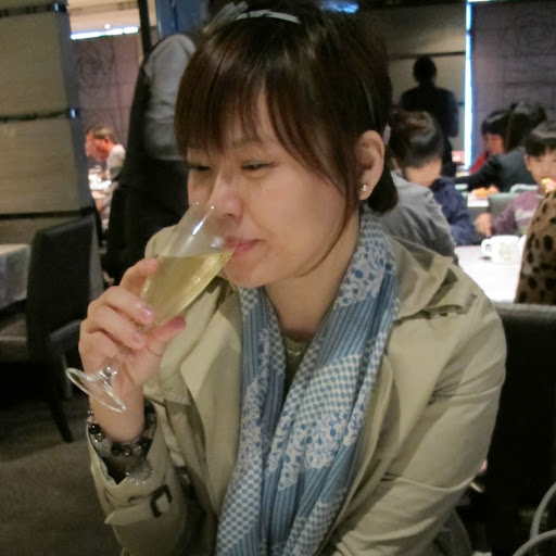 Alice Chiu Photo 13