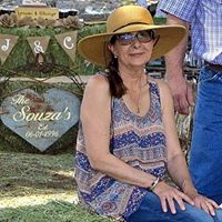 Julie Costa Photo 16