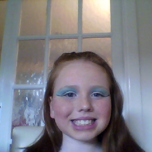 Amelia Davies Photo 6