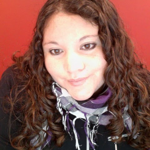 Denisse Godoy Photo 3