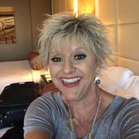 Denise Field Photo 11