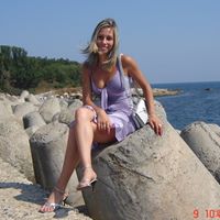 Deanna Webber Photo 7