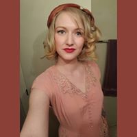 Amy Gurr Photo 7