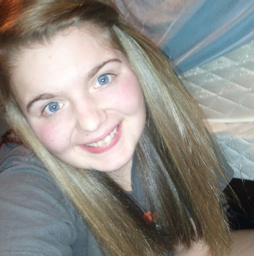 Leah Bradshaw Photo 6