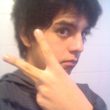 Alan Leon Photo 9