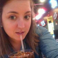 Heather Jacobson Photo 26