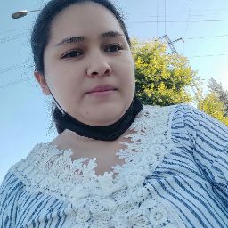 Elizabeth Quezada Photo 29