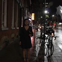 Julia Tang Photo 15