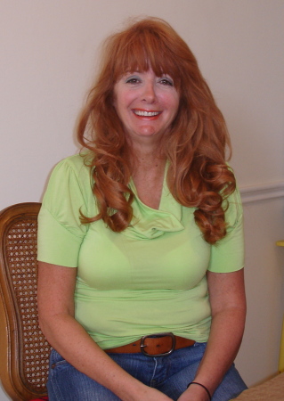 Donna Thompson Photo 36