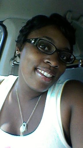 Nicole Mayes Photo 40