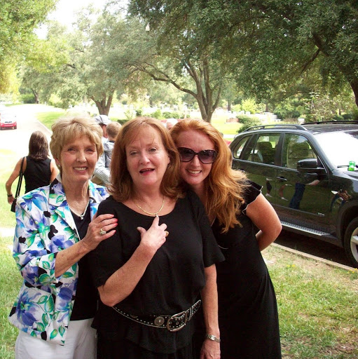 Gail Cummings Photo 29