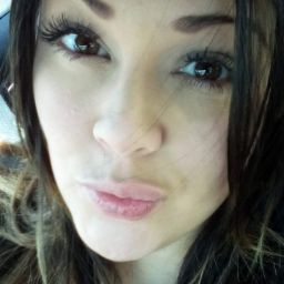 Deanna Rodriguez Photo 40