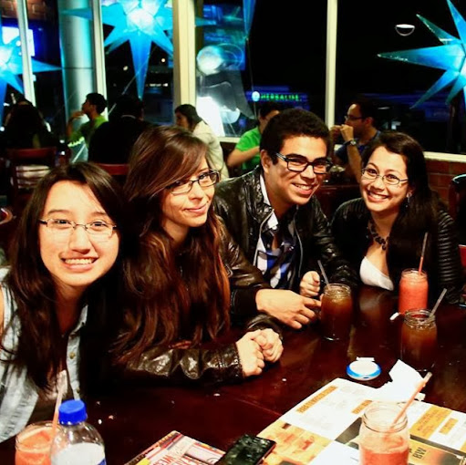 Henry Rivas Photo 9