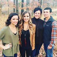 Lindsey Card Photo 18